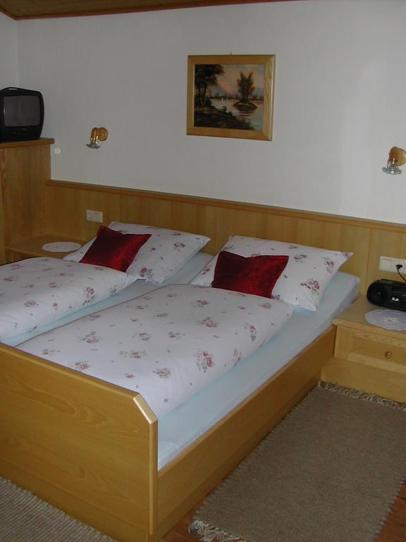 Gaestehaus Gapp Wildermieming Szoba fotó