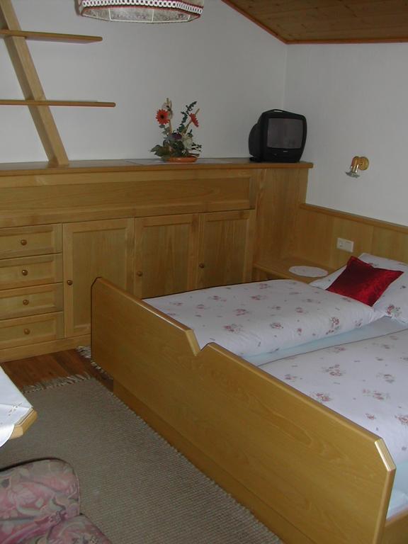 Gaestehaus Gapp Wildermieming Szoba fotó